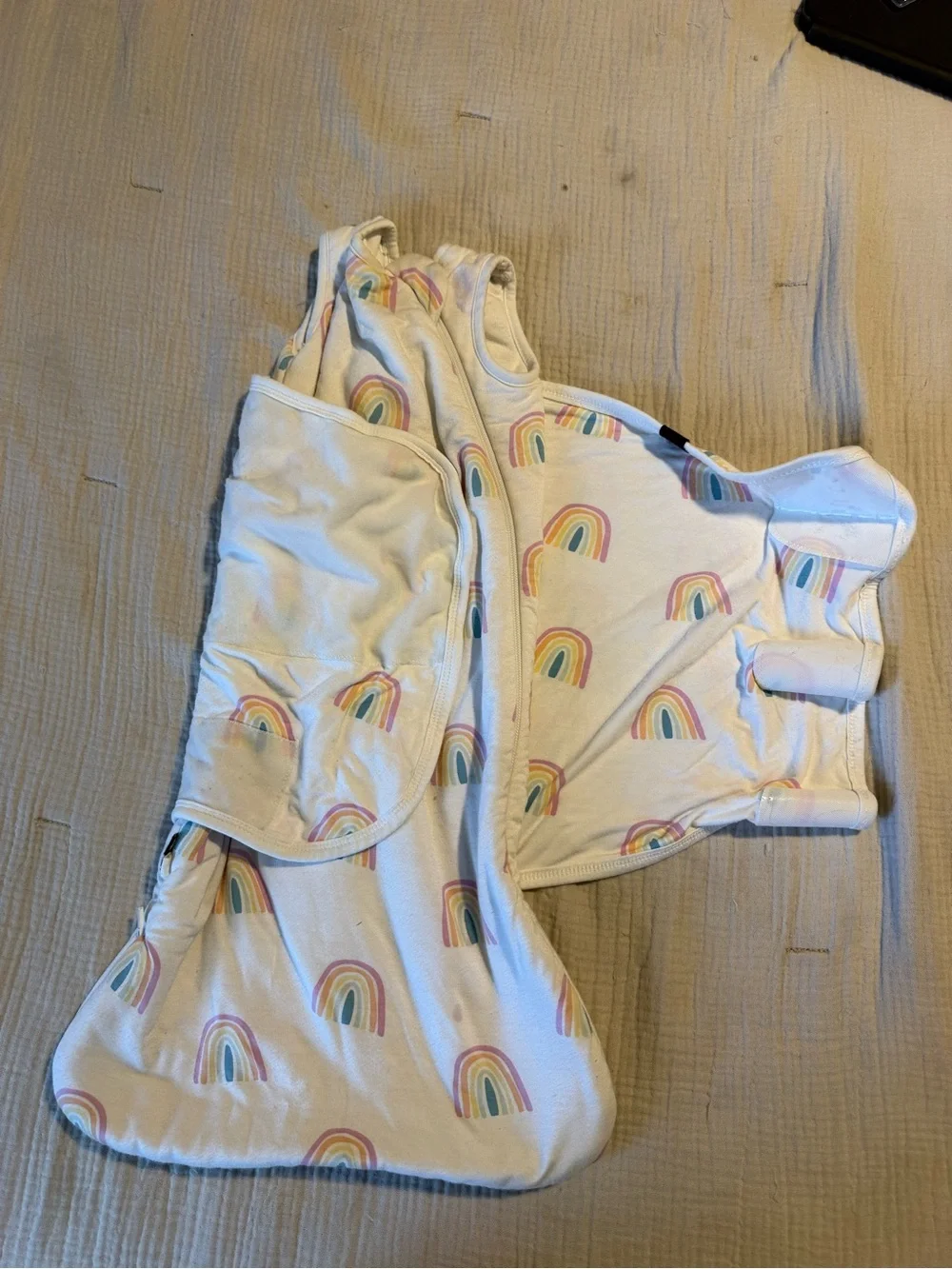 Kyte Baby Sleep Bag + Swaddle Attachment – XS | 1.0 TOG | Rainbow Print